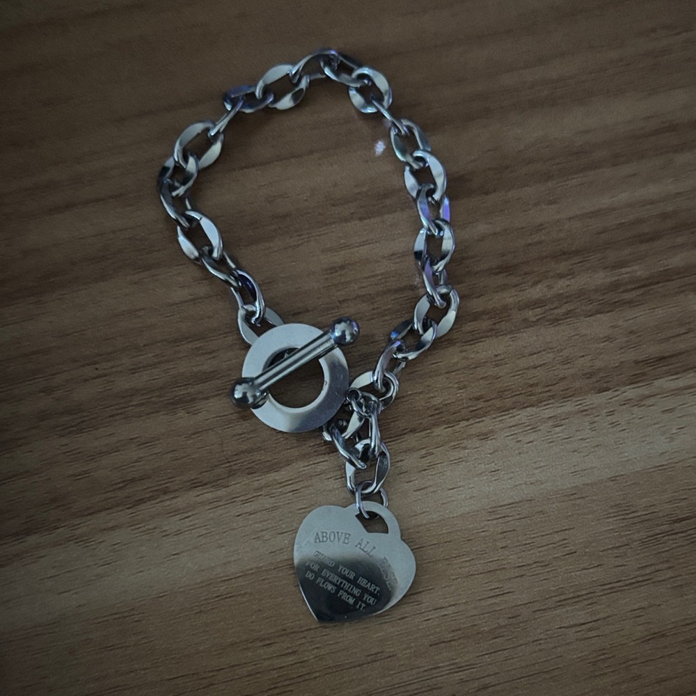 Stainless steel heart bracelet
